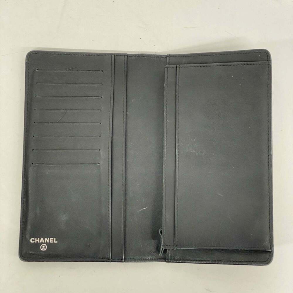 CHANEL Black Caviar Leather Wallet - Picture 3 of 12